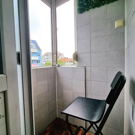 Compact Next To Troikata Square * Burgas City