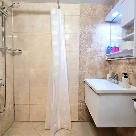 Compact Next To Troikata Square * Burgas City