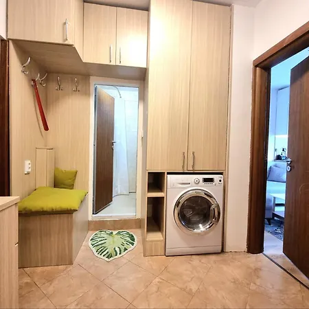 Lejlighed Compact Next To Troikata Square Burgas City